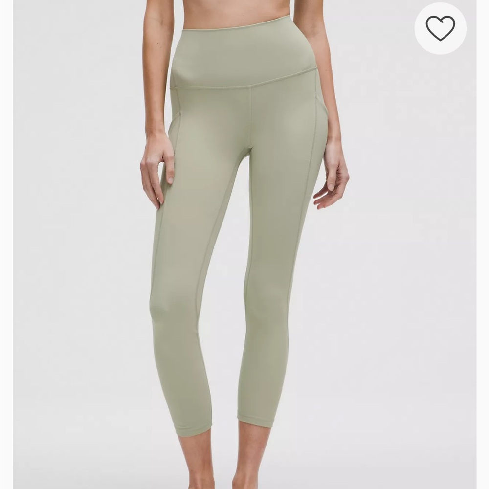 Lululemon Align High Rise w/ pockets 25” inseam